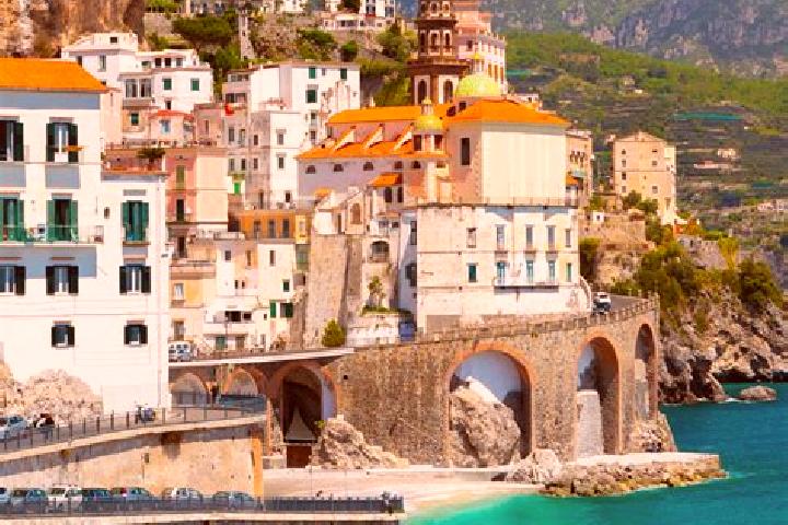 Lily, 39 — Escort in Barbariga, Italy