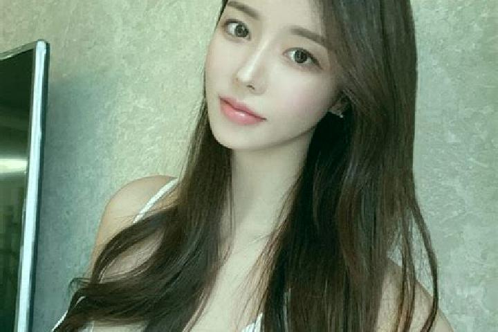 Lily, 39 — Escort in Changleping, China
