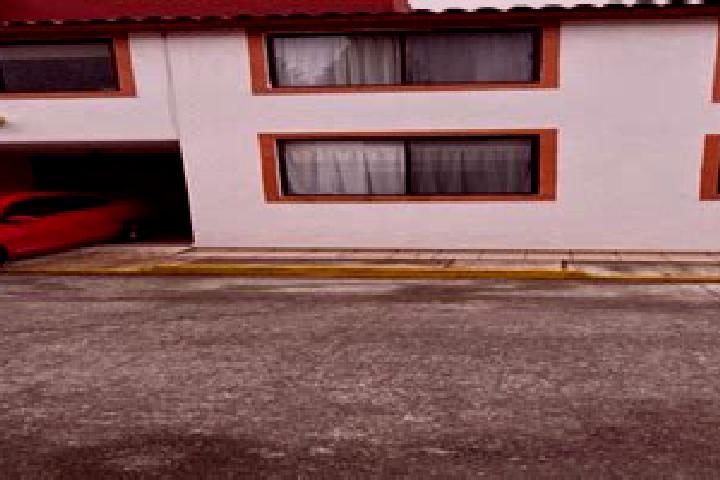 Lily, 39 — Escort in Colonia Reforma Tlalmimilolpan, Mexico