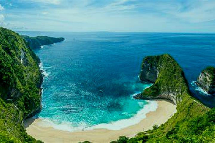 Lily, 39 — Escort in Karangdowo, Indonesia