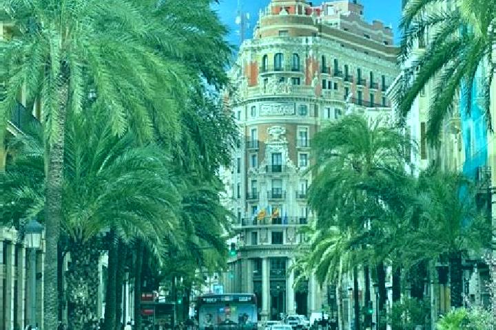 Lily, 39 — Escort in Moneva, Spain