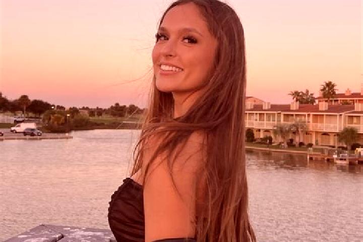 Lily, 39 — Escort in Pearland, United States