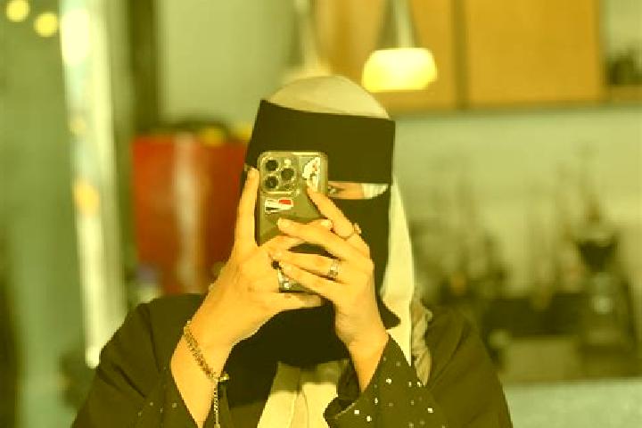 Lily, 39 — Escort in Zinjibar, Yemen