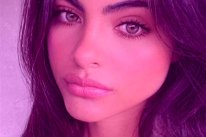 Lucy, 20, a black dark-eyed indian companion based in Bratislava - Vajnory. Offering CIM, GFE, A-Level. Available for incall and outcall, day and evening dates.