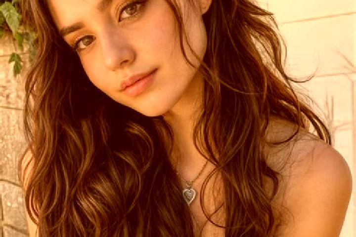 Lucy, 20, a brunette hazel-eyed asian companion based in Carache. Offering Domination, Dinner Date, Duos, CIM. Available for incall and outcall, overnight bo...
