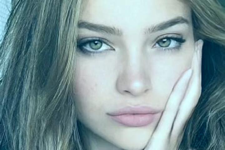 Lucy, 20, a dark blonde hazel-eyed european companion based in Poienarii Apostoli. Offering Girlfriend Experience, GFE, Deep French Kissing. Available for in...