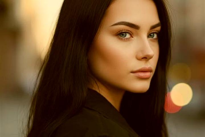 Lucy, 20, a red blue-eyed latina companion based in Klenivka. Offering Fetish, Deep French Kissing, Roleplay, Domination, Travel Companion. Available for inc...