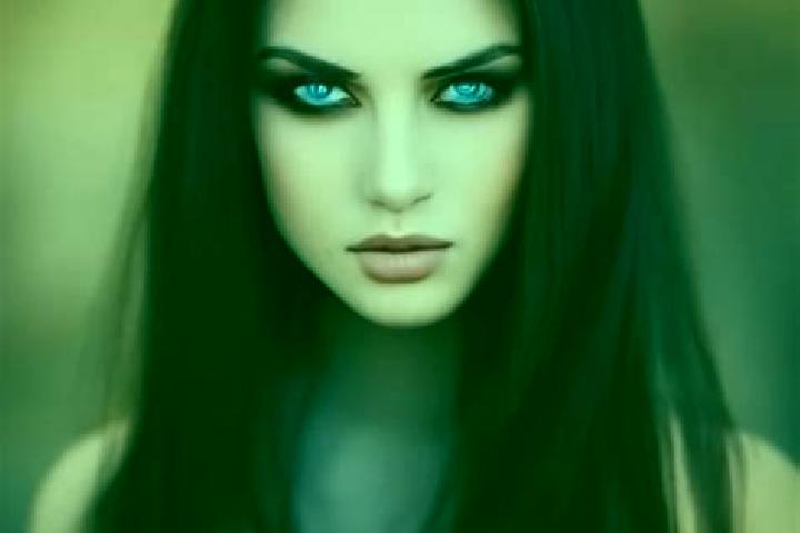 Lucy, 20, a red dark-eyed caucasian companion based in Mascalucia. Offering Couples, Girlfriend Experience, Dinner Date, BDSM, Party Girl. Available for inca...