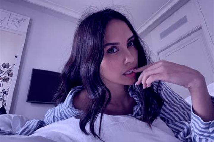 Lucy, 20, a red grey-eyed european companion based in La Bathie. Offering BDSM, Travel Companion, Girlfriend Experience, Deep French Kissing. Available for i...