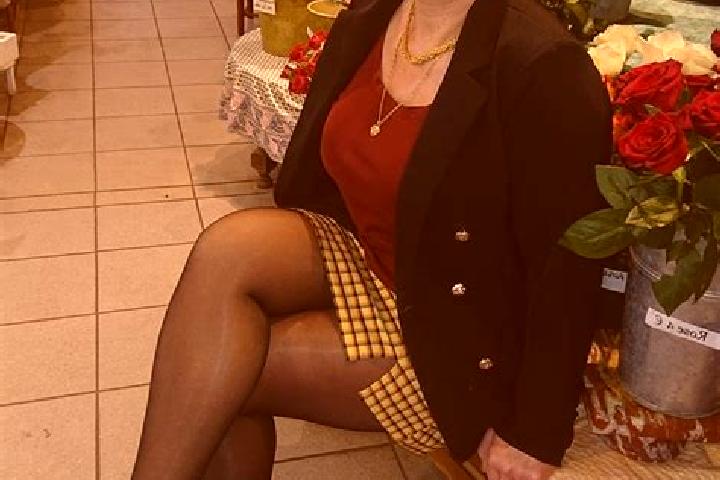 Lucy, 20 — Escort in Bas-en-Basset, France