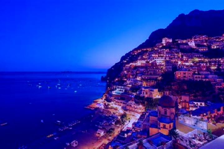 Lucy, 20 — Escort in Cardito, Italy