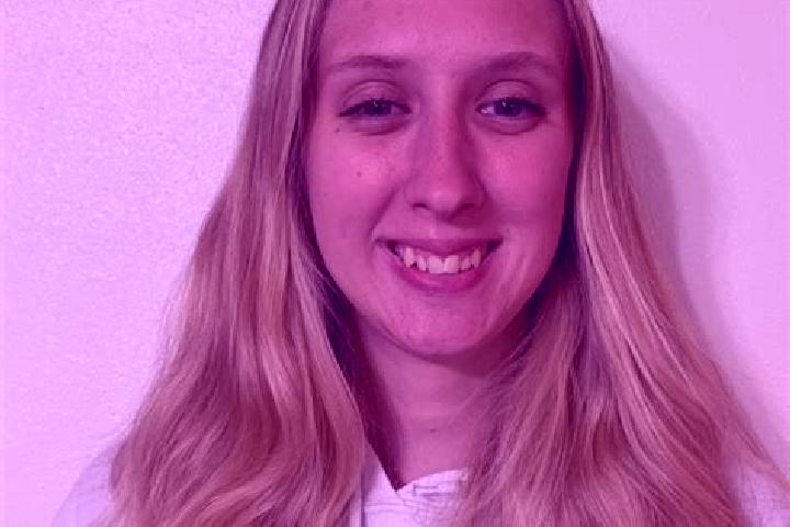 Lucy, 20 — Escort in Estherville, United States