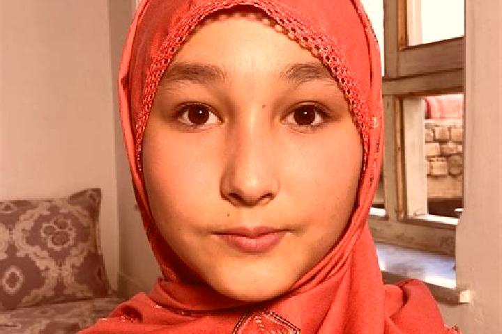 Lucy, 20 — Escort in Tarinkot, Afghanistan