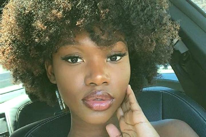 Lucy, 21, a black dark-eyed ebony companion based in Bathurst. Offering GFE, Dinner Date, Massage, Deep French Kissing, Tantra. Available for incall and outc...