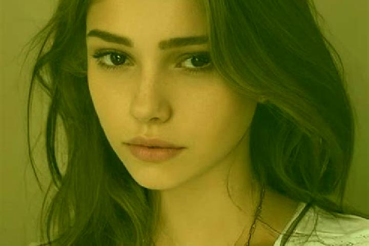Lucy, 21, a chestnut hazel-eyed slavic companion based in Elkford. Offering Girlfriend Experience, Party Girl, A-Level, Couples. Available for incall and out...