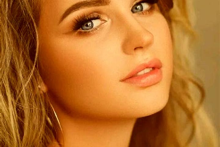 Lucy, 21, a dark blonde blue-eyed asian companion based in Sete. Offering Domination, Deep French Kissing, Girlfriend Experience, Massage, 69. Available for ...
