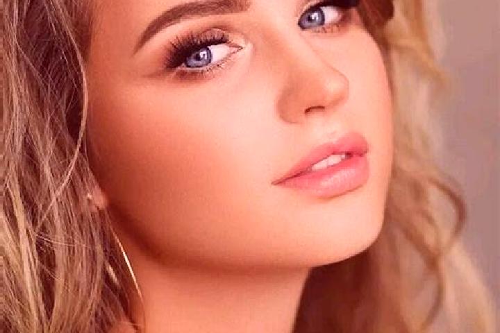 Lucy, 21, a dark blonde blue-eyed mediterranean companion based in Metzeresche. Offering Striptease, Girlfriend Experience, Massage. Available for incall and...