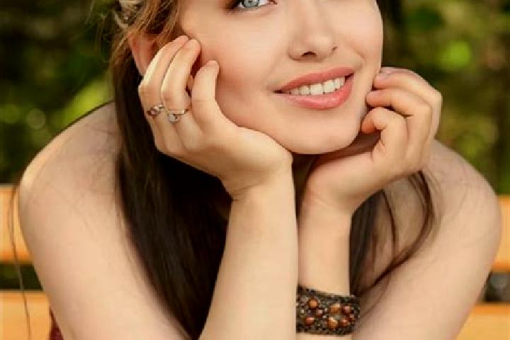 Lucy, 21, a red blue-eyed asian companion based in Esperance. Offering Girlfriend Experience, Domination, Fetish. Available for incall and outcall, day and e...