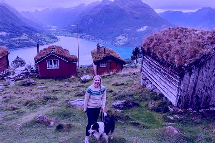 Lucy, 21 — Escort in Barkaker, Norway