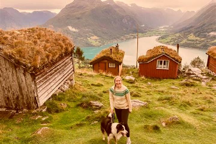 Lucy, 21 — Escort in Hylkje, Norway