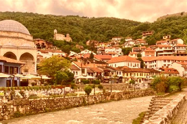 Lucy, 21 — Escort in Junik, Kosovo