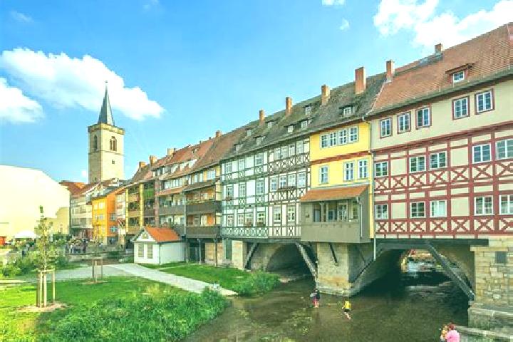 Lucy, 21 — Escort in Langenwetzendorf, Germany