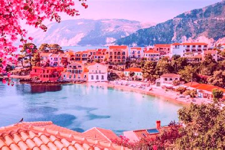 Lucy, 21 — Escort in Lianokladhion, Greece