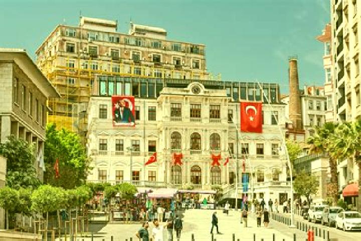Lucy, 21 — Escort in Mesrutiyet, Turkey