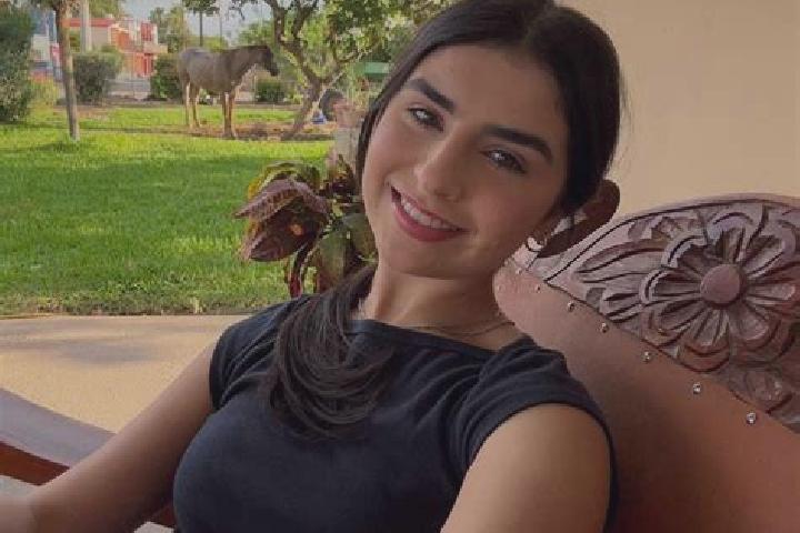 Lucy, 22 — Escort in Alhuey, Mexico