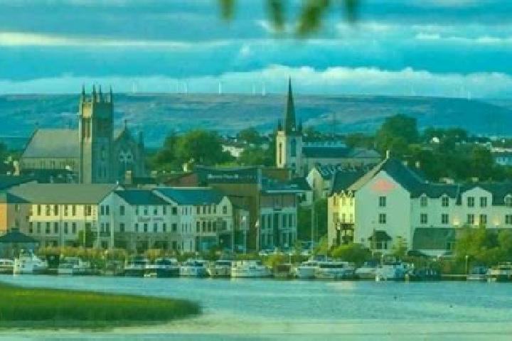 Lucy, 22 — Escort in Carrick-on-Shannon, Ireland