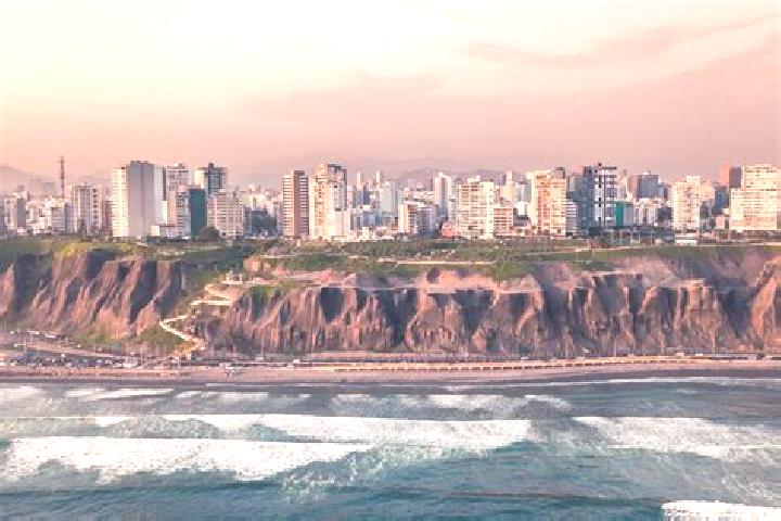 Lucy, 22 — Escort in Coyona, Peru