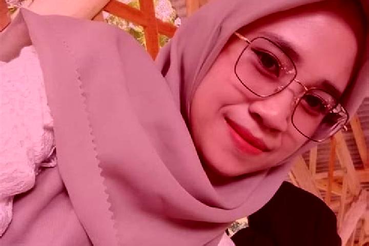 Lucy, 22 — Escort in Ngulung Wetan, Indonesia