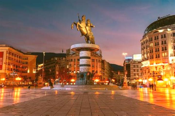Lucy, 22 — Escort in Pirok, North Macedonia