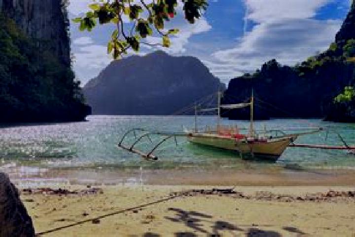 Lucy, 22 — Escort in Putiao, Philippines