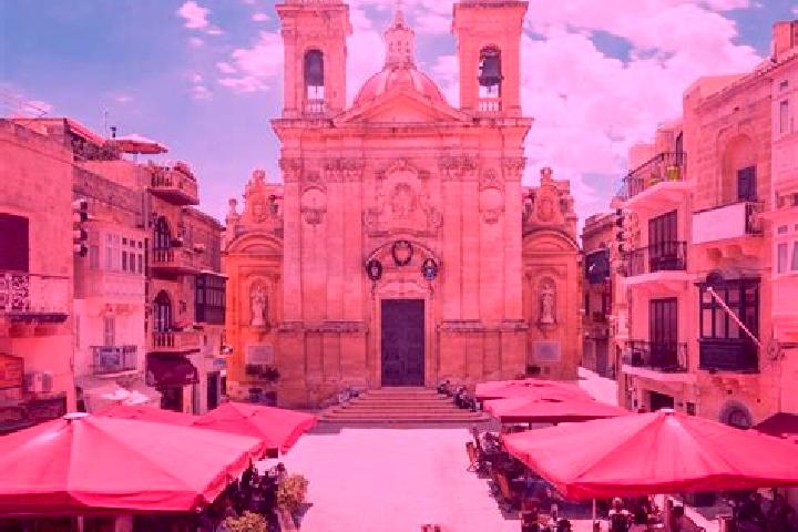 Lucy, 22 — Escort in Sannat, Malta