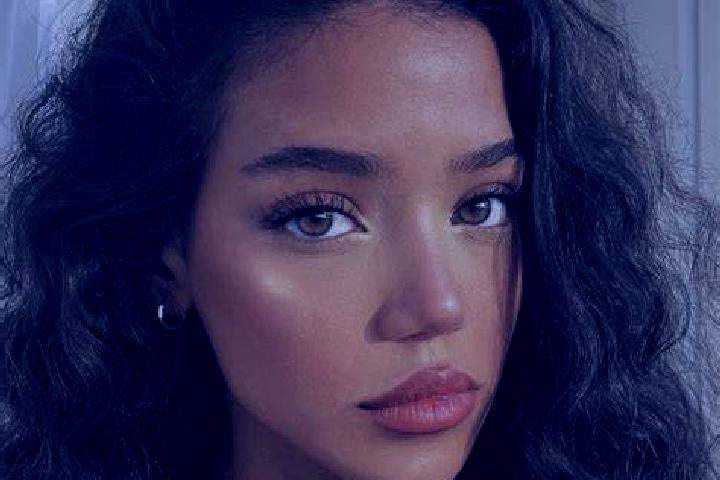 Lucy, 23, a black brown-eyed european companion based in Donnalucata. Offering Dinner Date, Girlfriend Experience, Fetish. Available for incall and outcall, ...