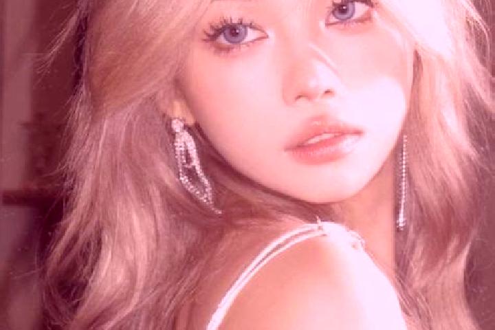 Lucy, 23, a blonde blue-eyed asian companion based in La Broque. Offering A-Level, Girlfriend Experience, 69, Domination, OWO. Available for incall and outca...