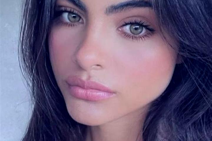 Lucy, 23, a brunette blue-eyed indian companion based in Asenjan. Offering Party Girl, 69, BDSM. Available for incall and outcall, overnight bookings available.