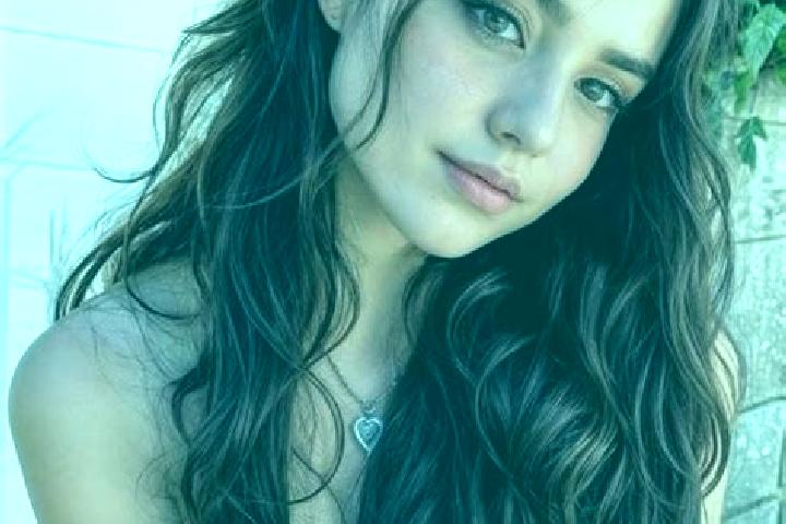 Lucy, 23, a brunette hazel-eyed mediterranean companion based in Stoltebull. Offering Erotic Massage, Prostate Massage, A-Level, Party Girl. Available for in...