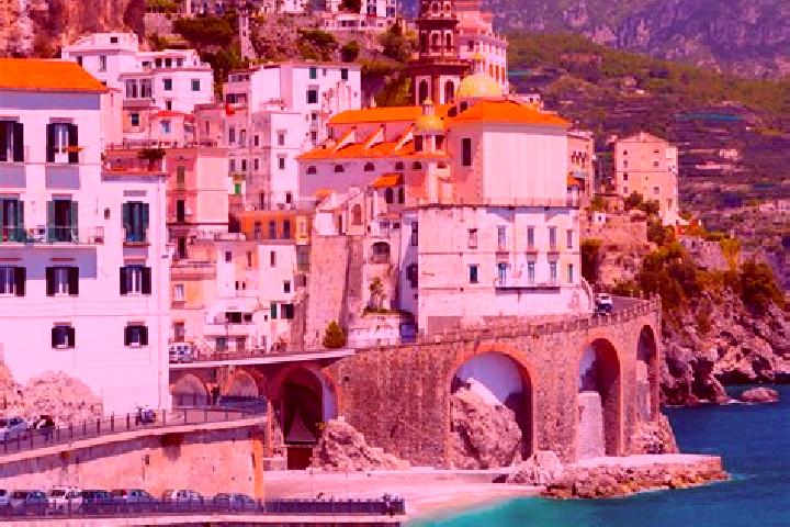 Lucy, 23 — Escort in Gonte, Italy