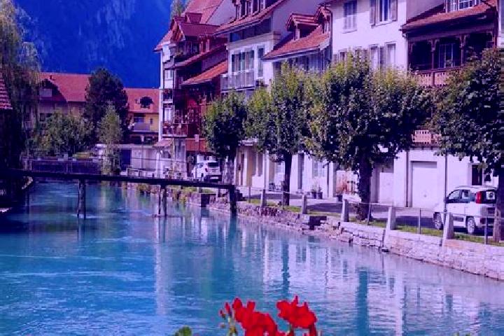 Lucy, 23 — Escort in Guttingen, Switzerland