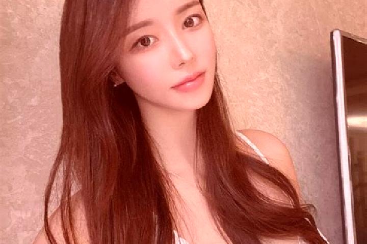 Lucy, 23 — Escort in Hanliu, China