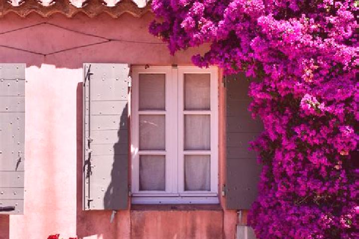 Lucy, 23 — Escort in Kato Korakiana, Greece
