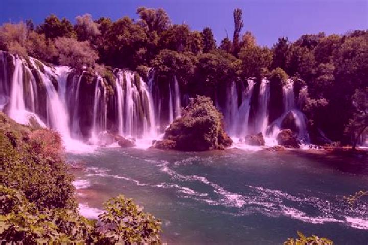 Lucy, 23 — Escort in Kongora, Bosnia and Herzegovina