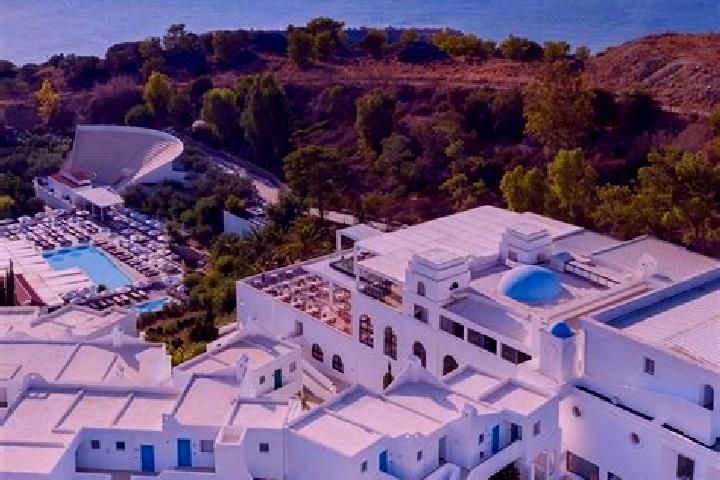 Lucy, 23 — Escort in Lindos, Greece