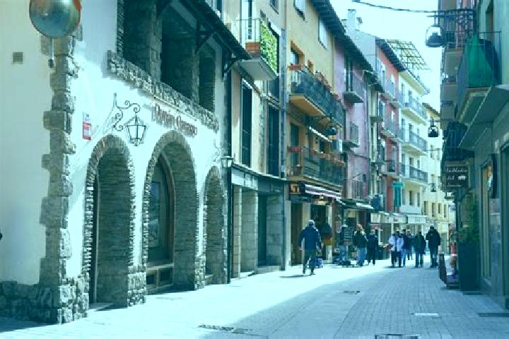 Lucy, 23 — Escort in Puigcerda, Spain