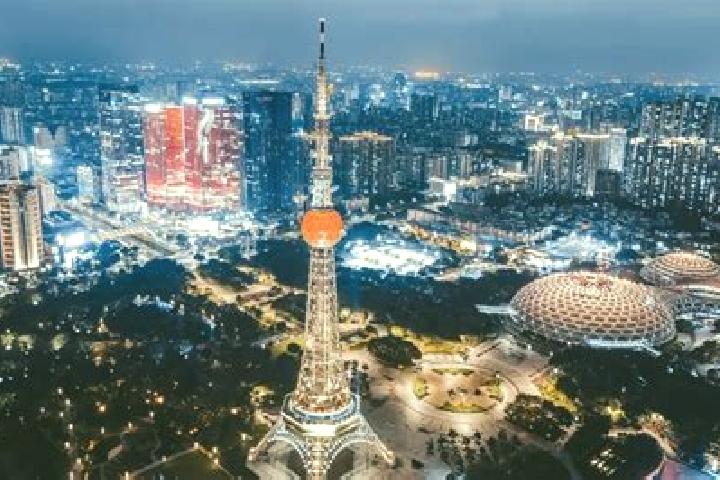 Lucy, 23 — Escort in Shunde, China