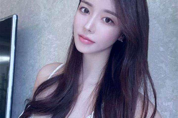 Lucy, 23 — Escort in Yancang, China
