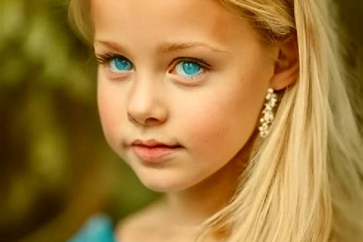 Lucy, 24, a blonde blue-eyed middle eastern companion based in Xuchang. Offering Overnight, Roleplay, Massage, Domination. Available for incall and outcall, ...