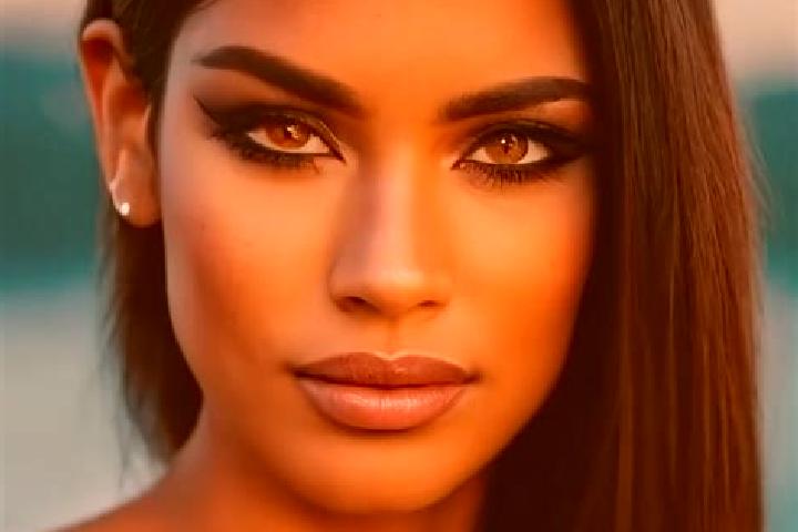Lucy, 24, a chestnut green-eyed latina companion based in Al Awinat. Offering Striptease, Girlfriend Experience, Domination, Prostate Massage. Available for ...